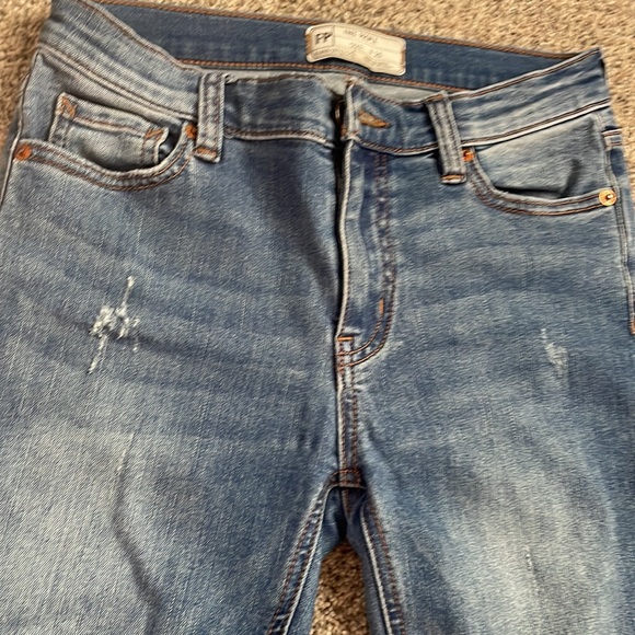 Free people frayed skinny jeans size 25 - Picture 3 of 5